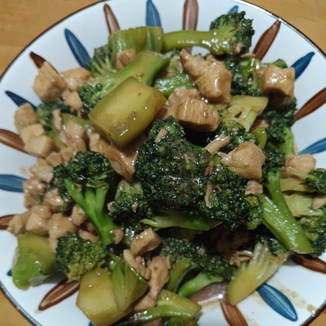 西蓝花炒鸡胸肉