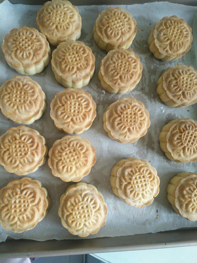 金沙奶黄月饼