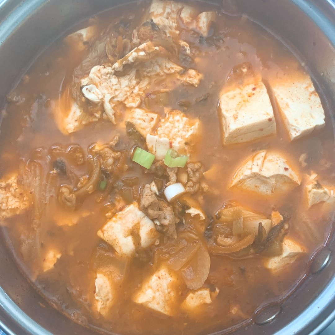 好吃到哭泣的泡菜豆腐汤
