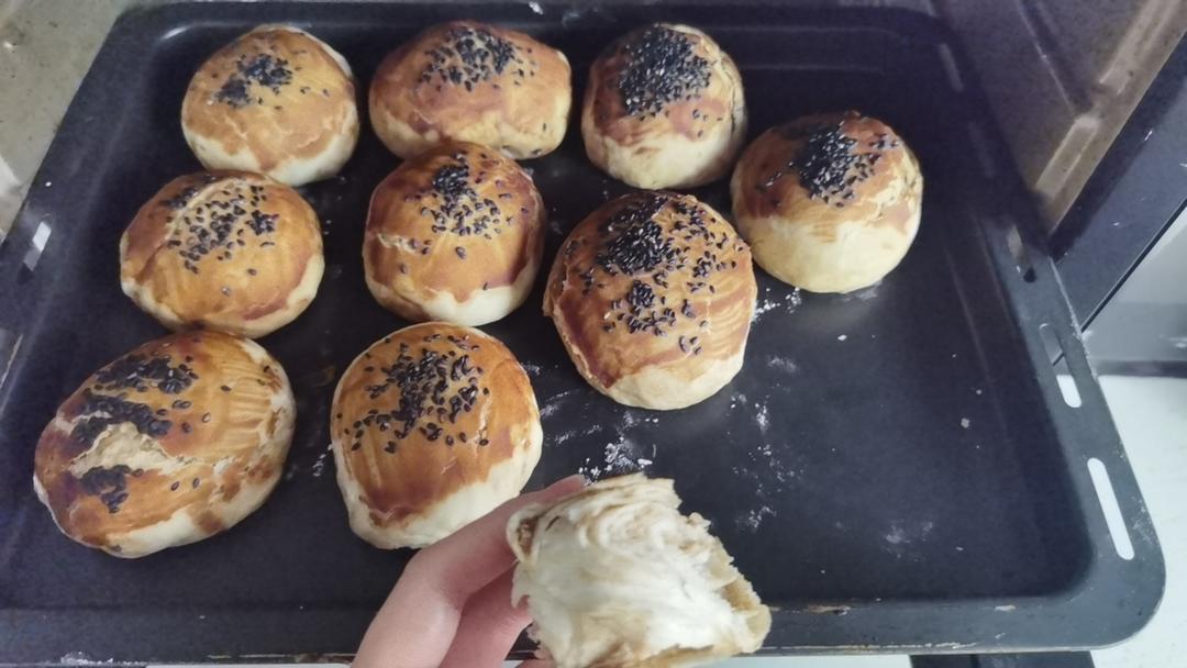 层次超多的麻酱烧饼