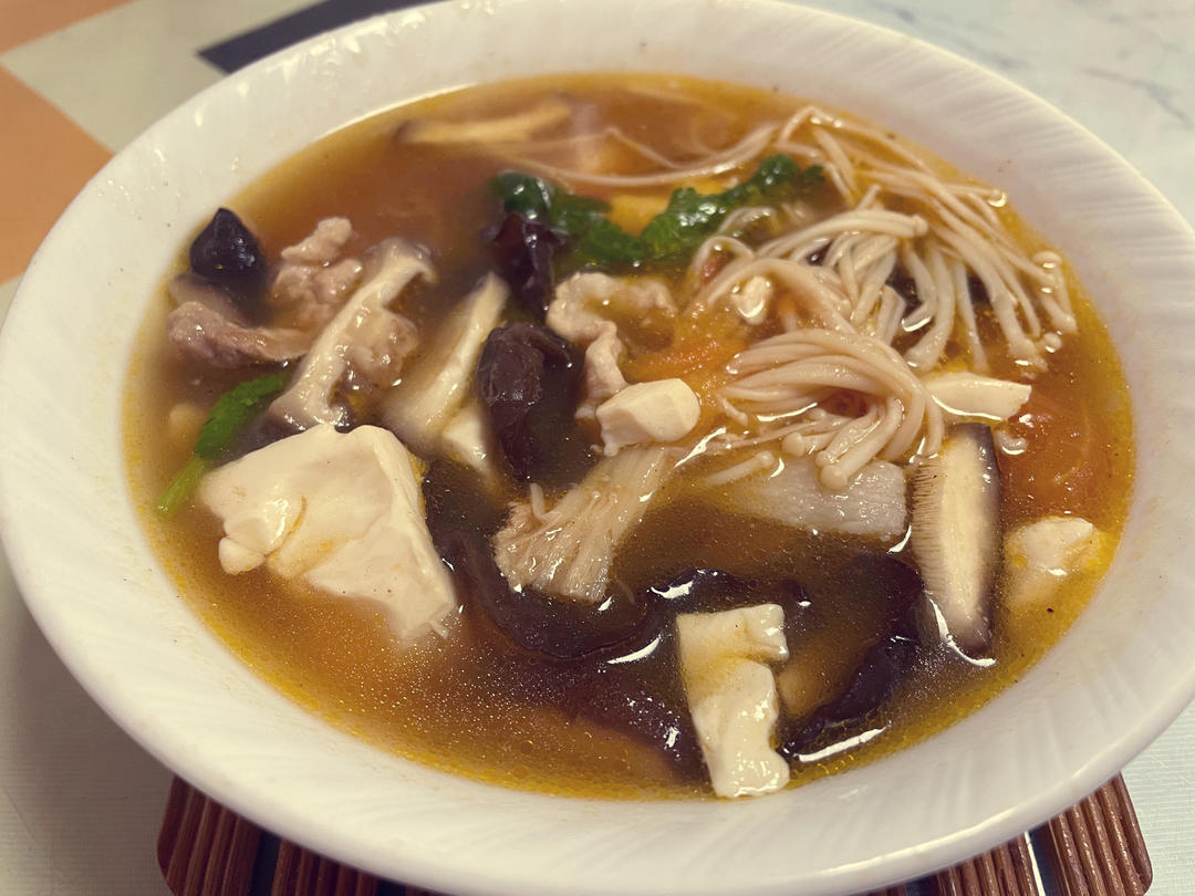 10分钟就能搞定的低脂酸辣汤❗好喝又开胃