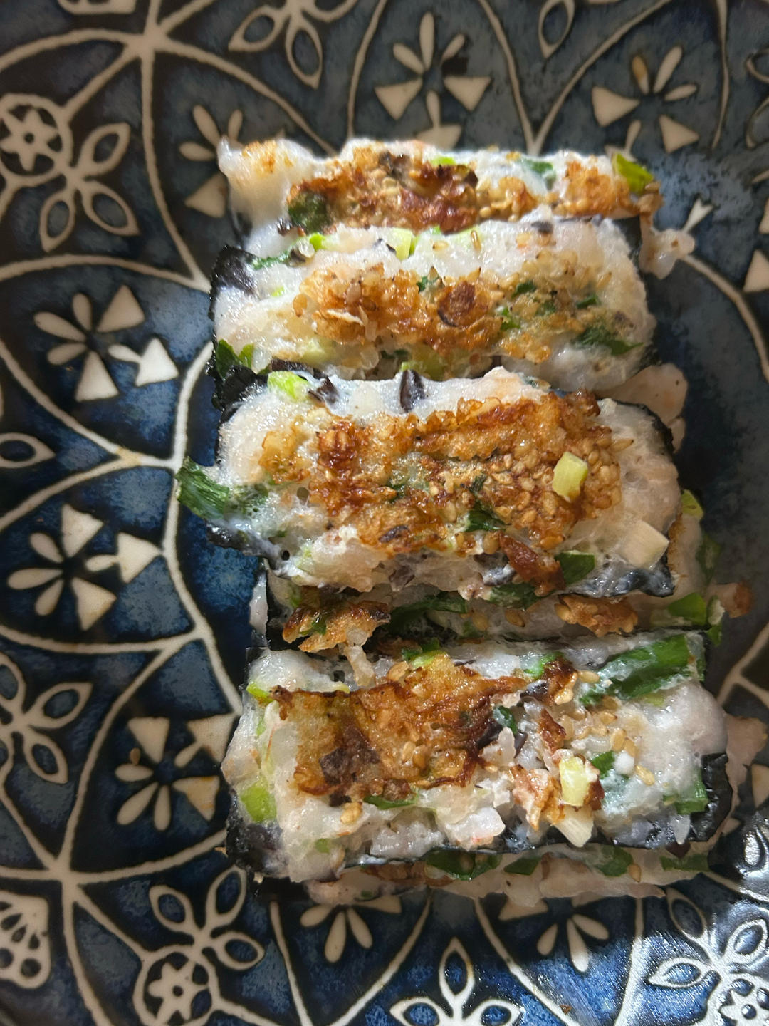 海苔虾饼太好吃了， Q弹软嫩，鲜味浓郁