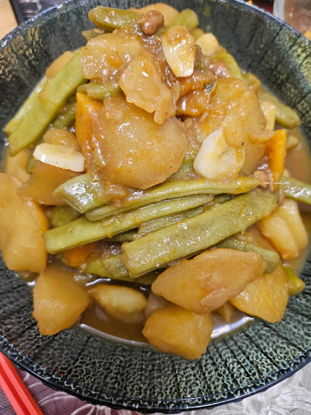 土豆炖豆角