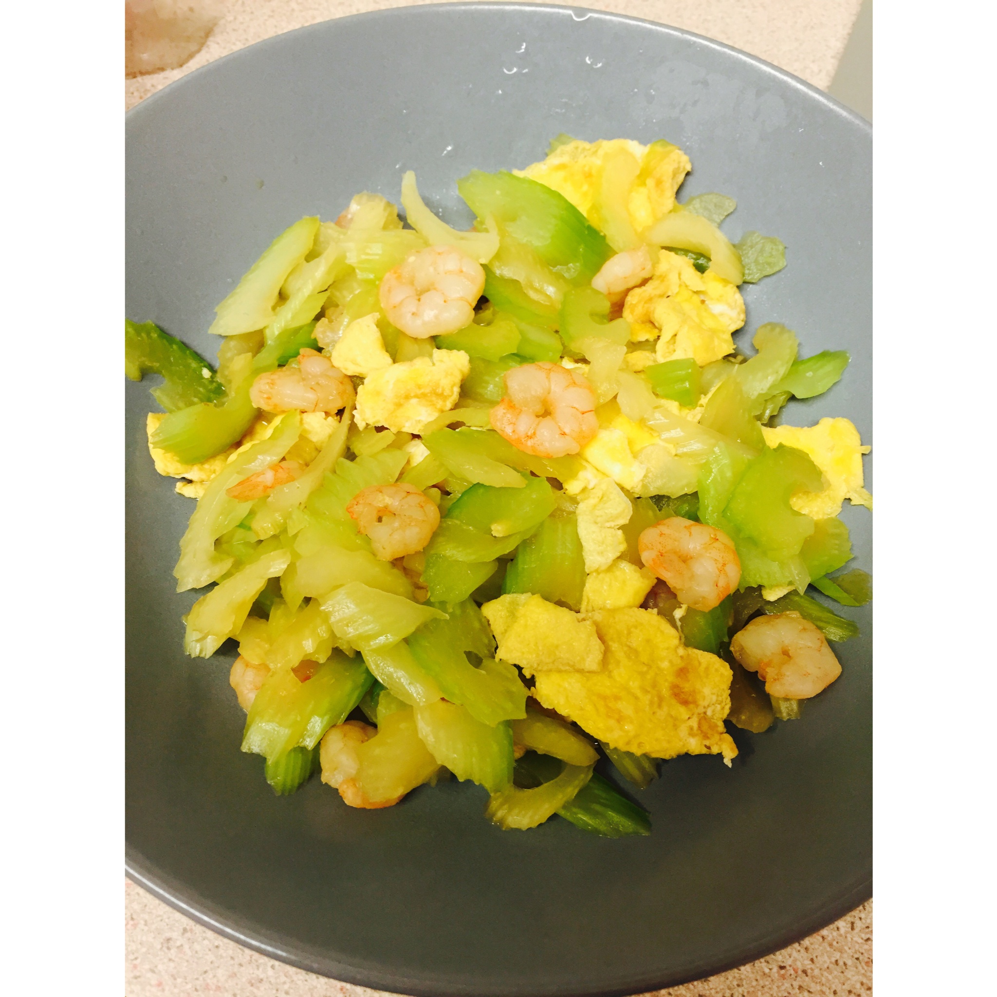 西芹炒虾仁