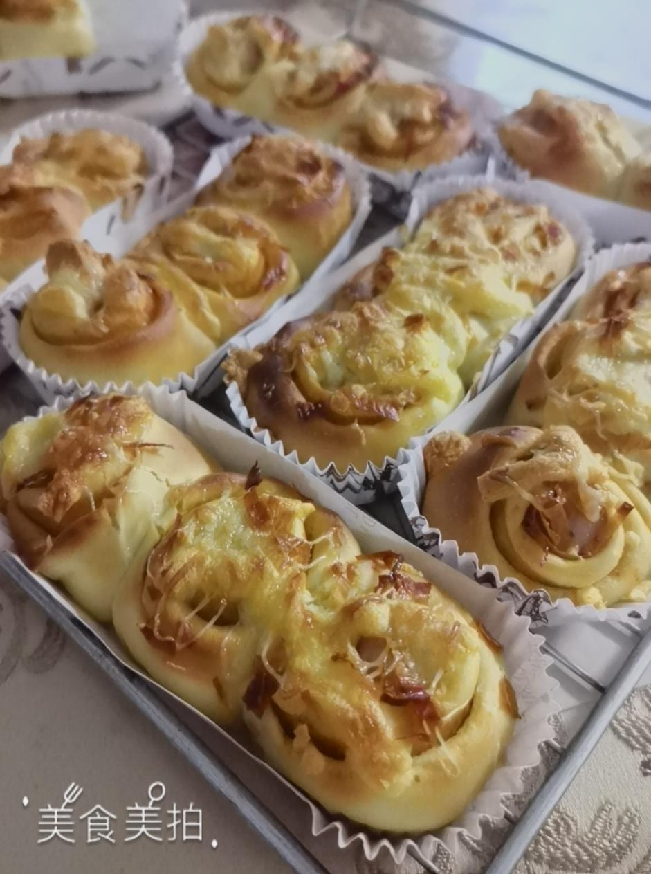 火腿辣条软面包