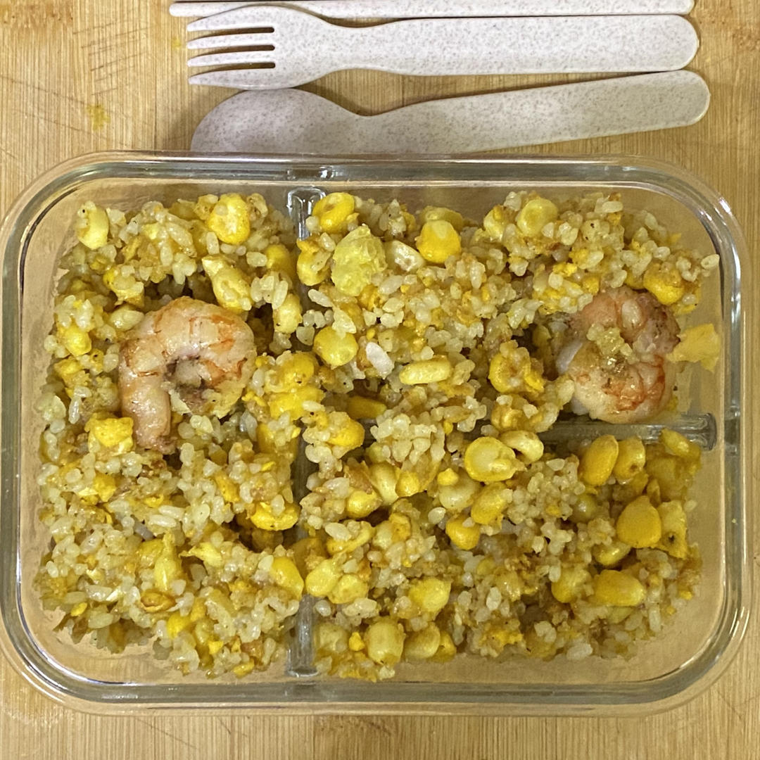 咖喱虾仁蛋炒饭