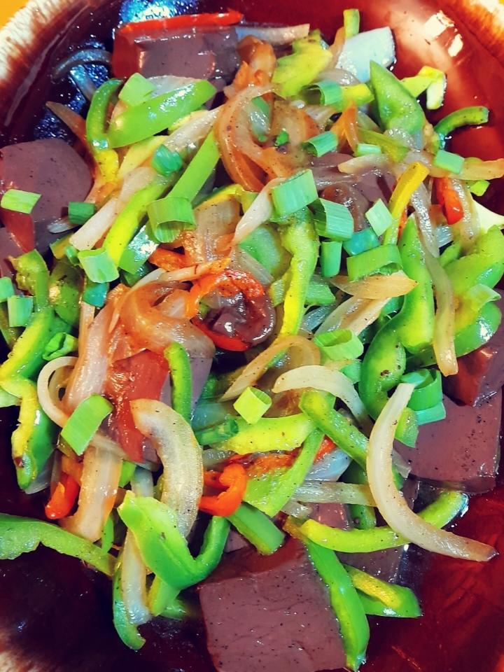 爆炒鸭血（鸡血）