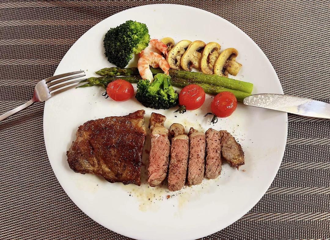 家庭牛排大餐的做法