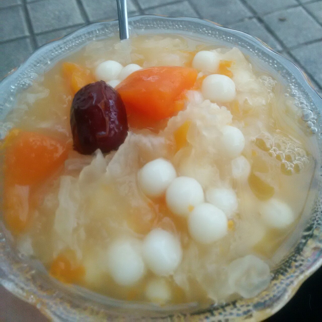 红枣木瓜银耳汤