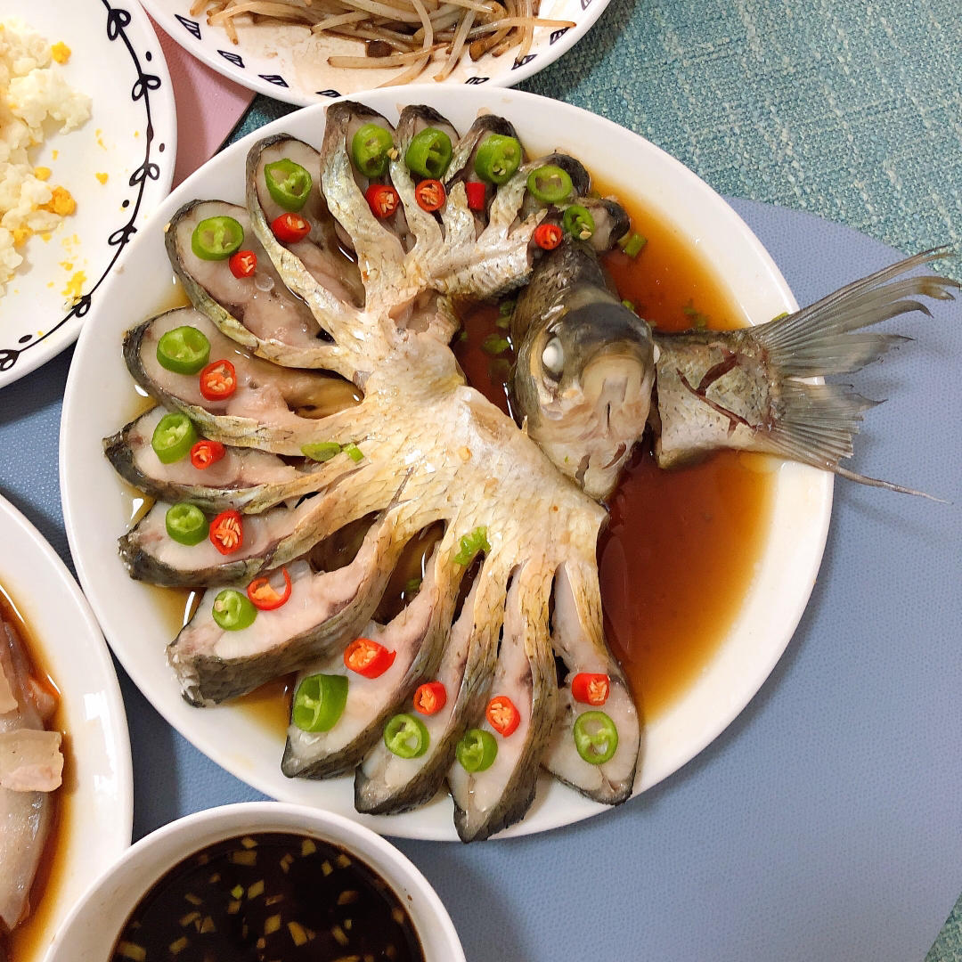 年夜菜必备❗️全家都爱的孔雀开屏清蒸鳊鱼🐟
