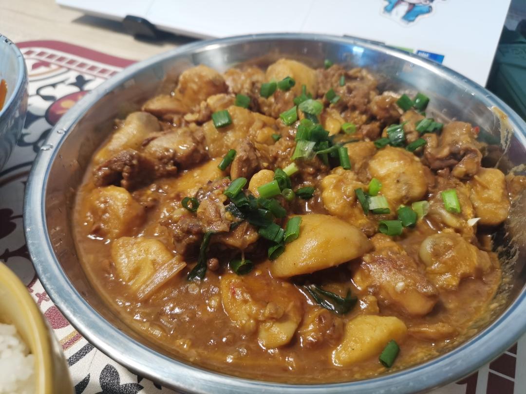芋儿烧鸡（内有芋头去皮妙招）
