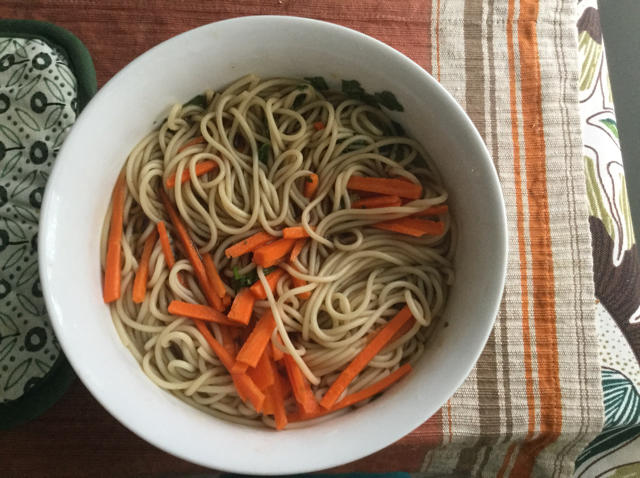 我的一人食：酸汤挂面