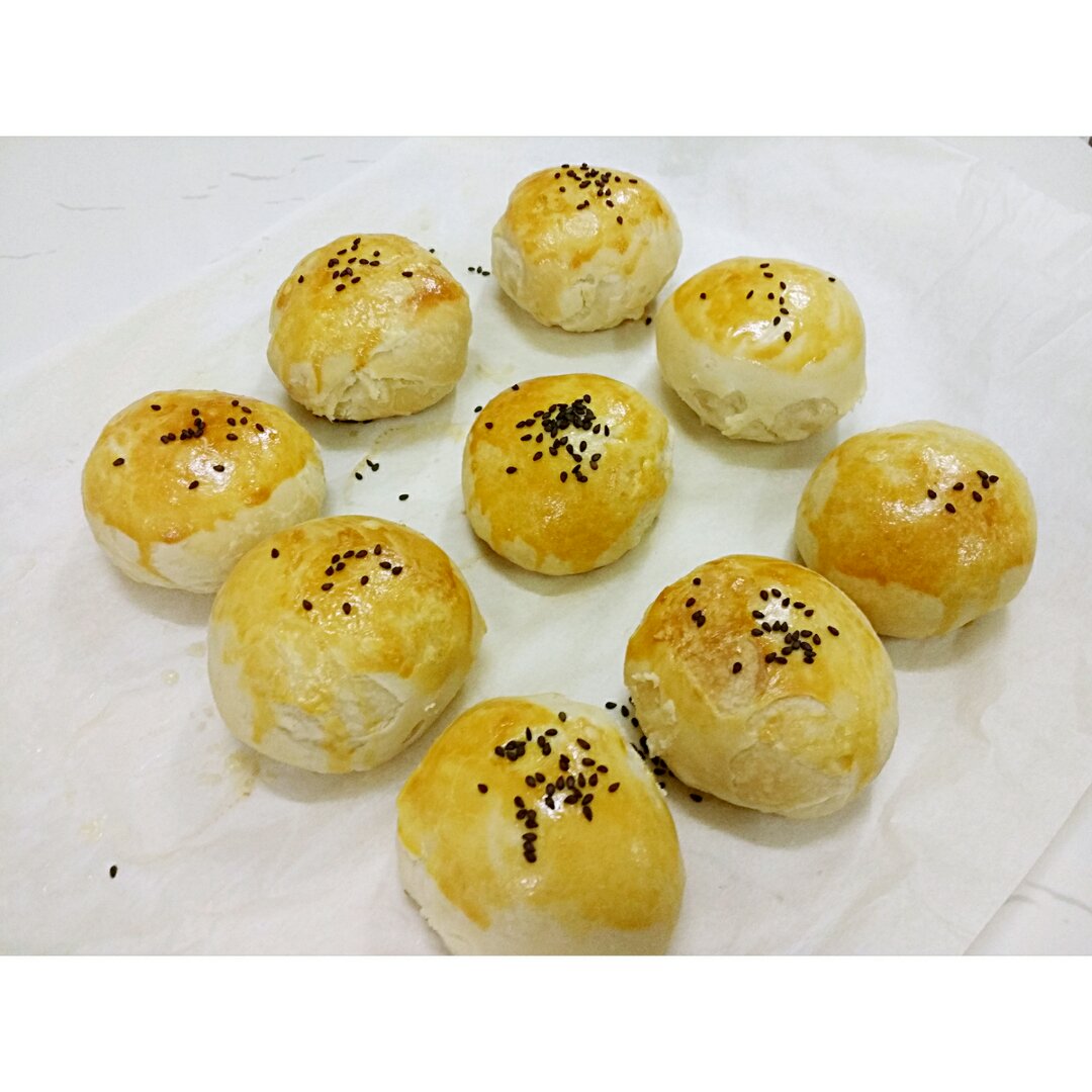 豆沙饼（烤箱做豆沙饼，方法简单，易学）