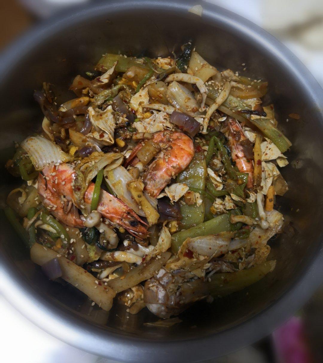 厨师长教你：“麻辣香锅”的正宗做法，看得口水直流 ！