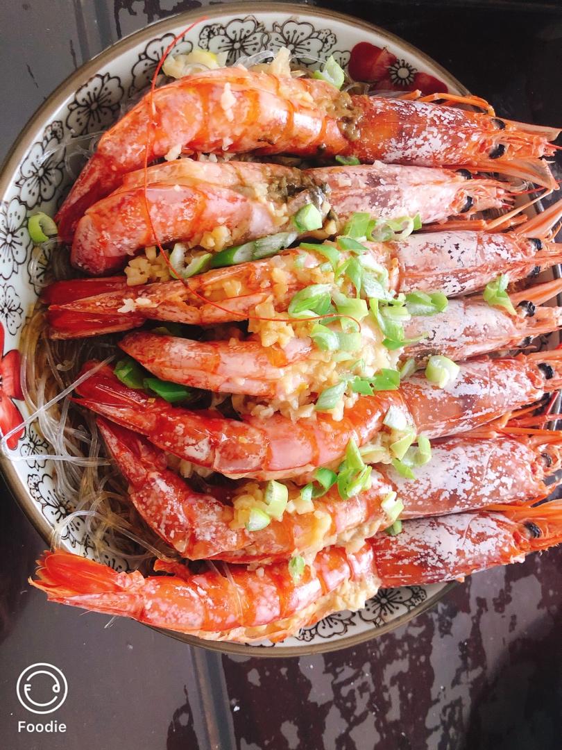 蒜蓉粉丝蒸大虾