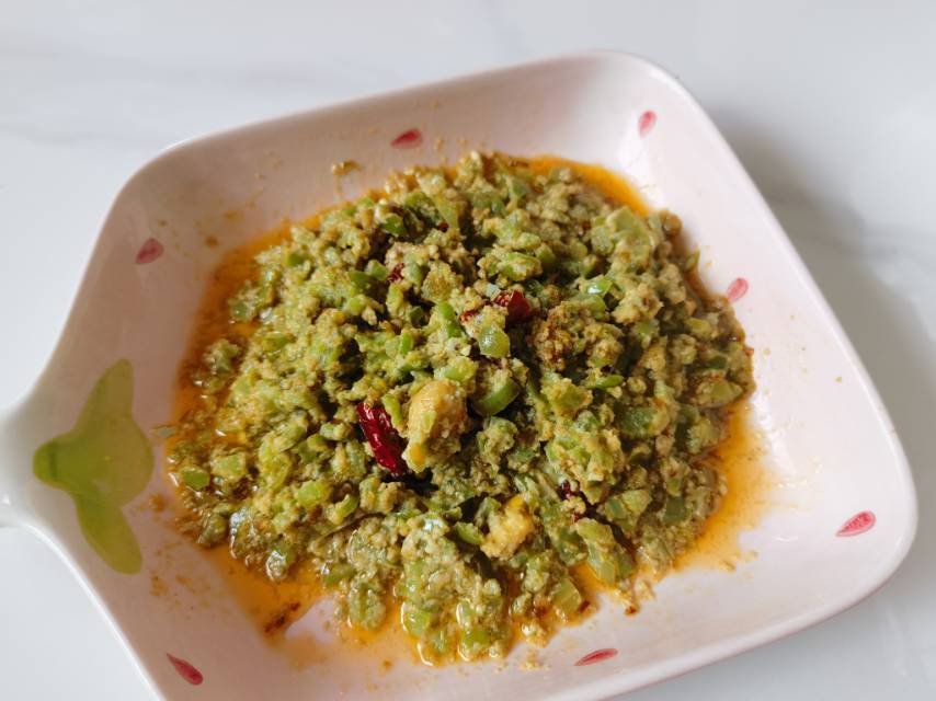 鬼火绿（辣椒炒咸鸭蛋）