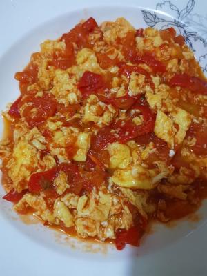 家常版西红柿炒鸡蛋的做法 步骤5