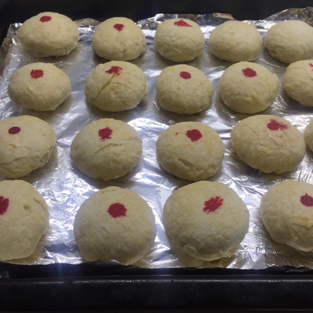 薄如蝉翼的中式酥皮——玫瑰鲜花饼