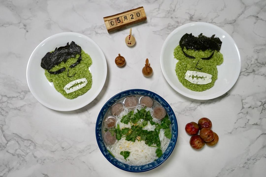【复仇者联盟主题早餐】之
【绿巨人菠菜汁米饭&黑椒彩椒牛柳】