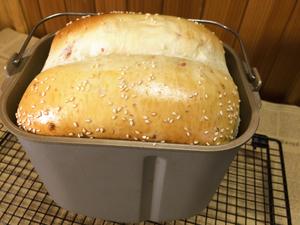 东菱麦旋风面包机之肉肠面包的做法 步骤10