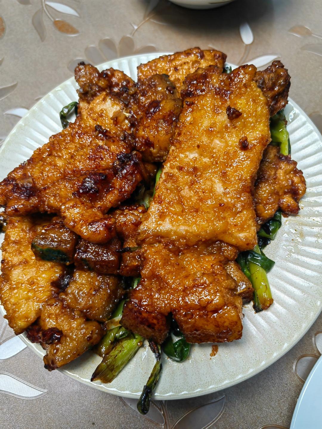 超嫩超香的葱烤大排