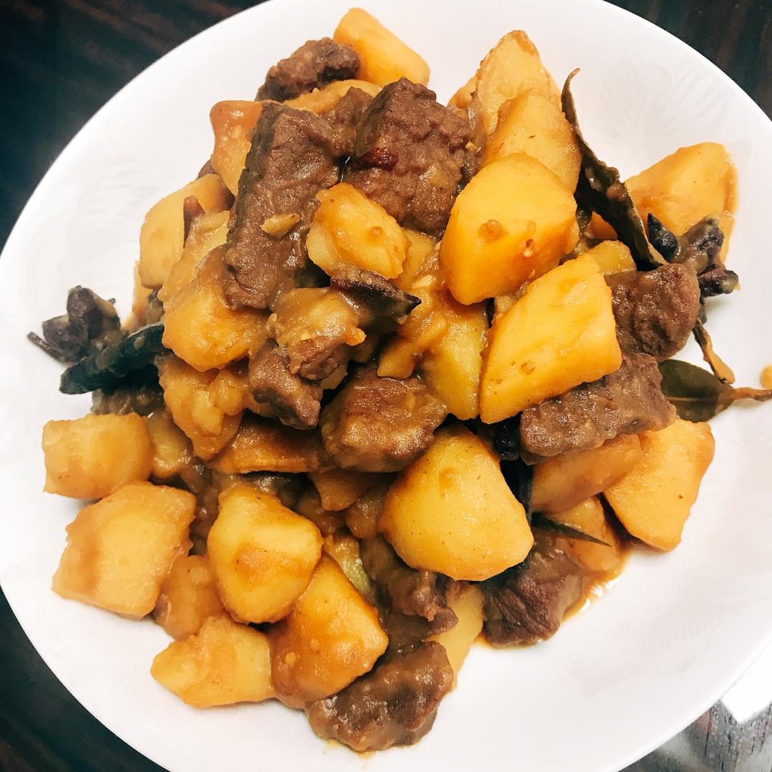 土豆炖牛肉