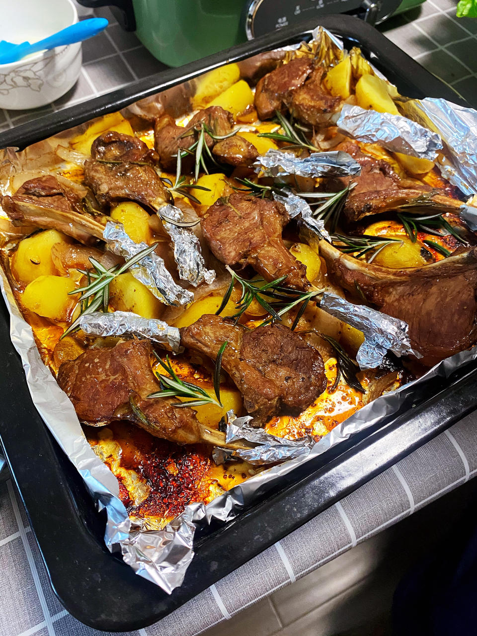 超好吃的烤羊排烤箱版