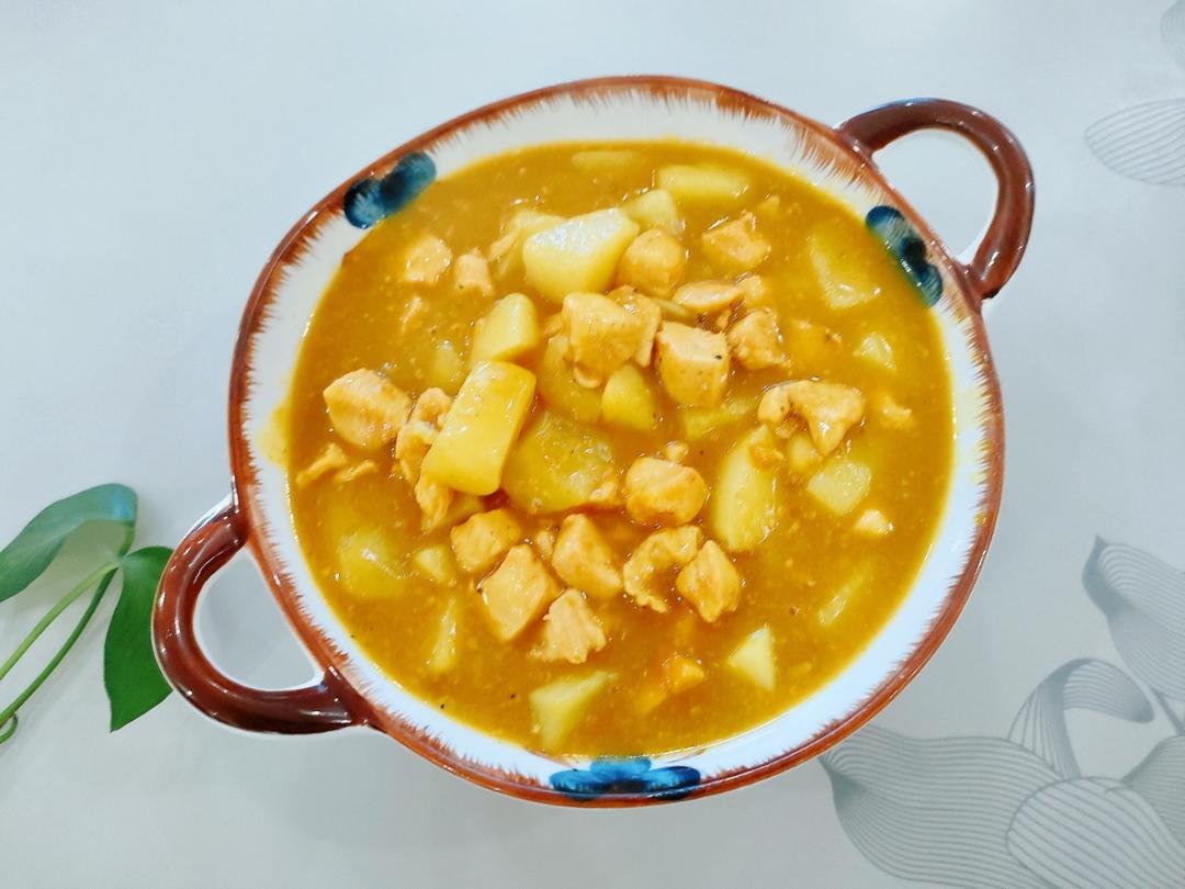 鸡排咖喱饭