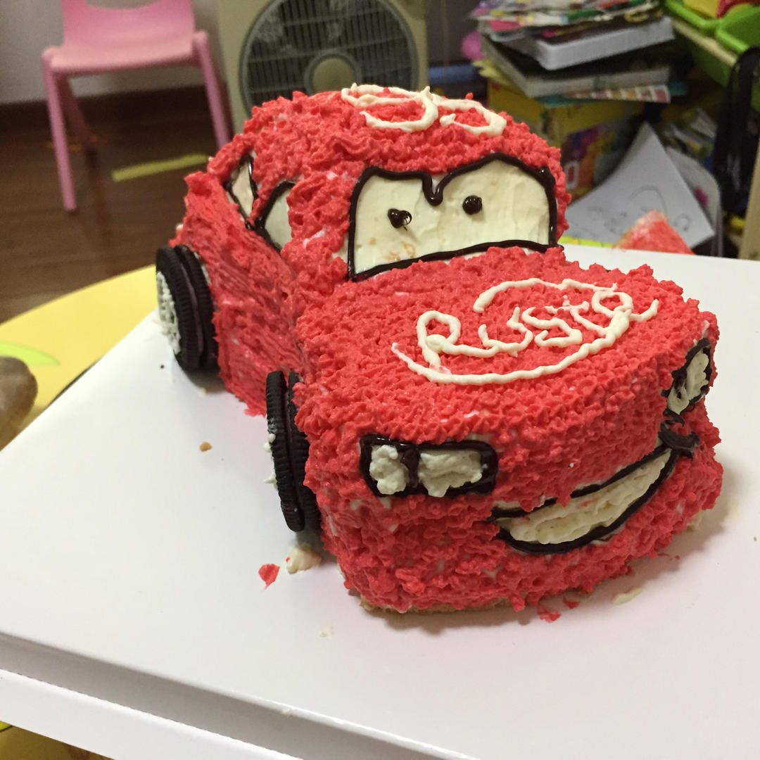 闪电麦昆~最灵动最激情的汽车蛋糕