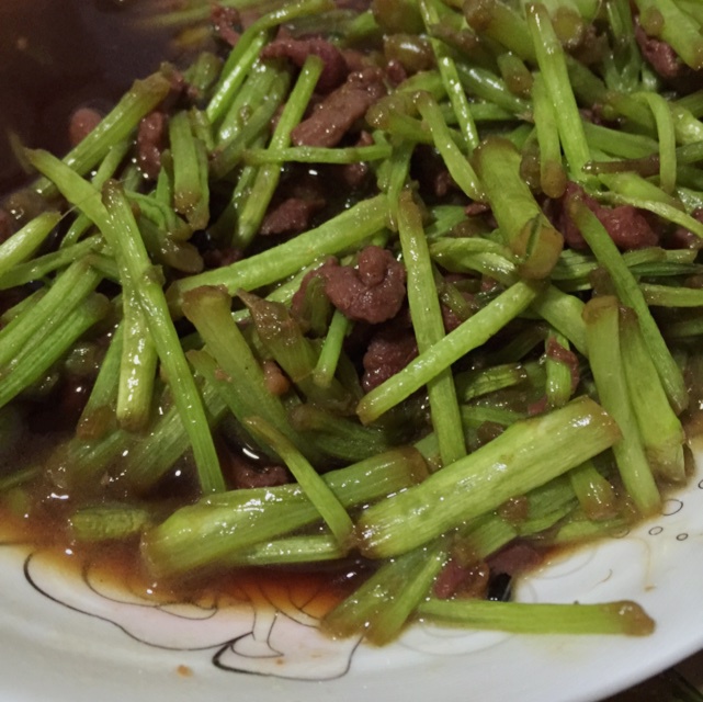 芦蒿牛肉丝
