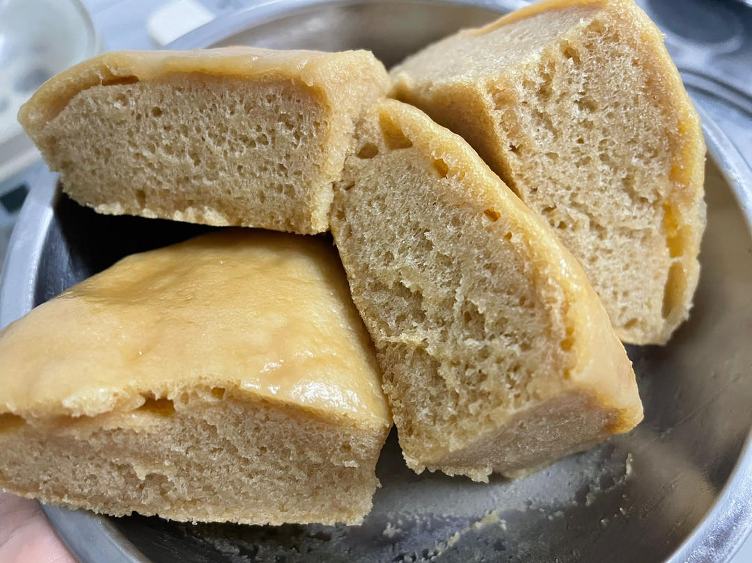 马拉糕，软糯弹韧，香甜细腻，和一般发糕不一样