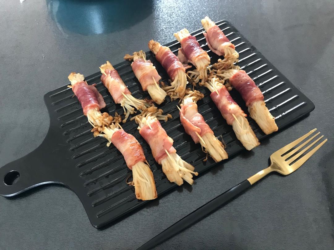 香煎培根金针菇卷