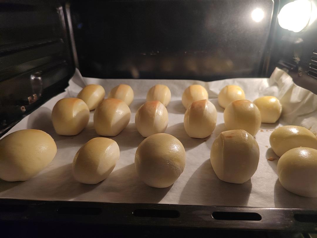 简单易做、奶味十足的牛奶小馒头