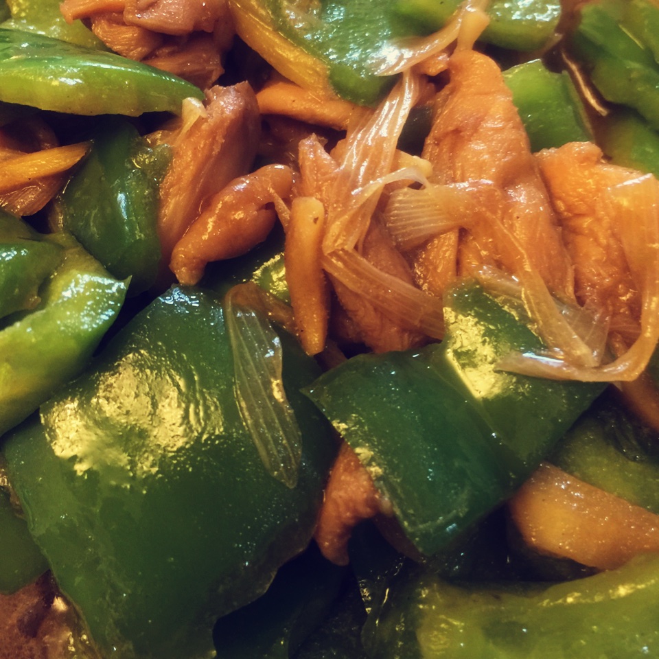 青椒炒鸡腿肉（大厨级别）