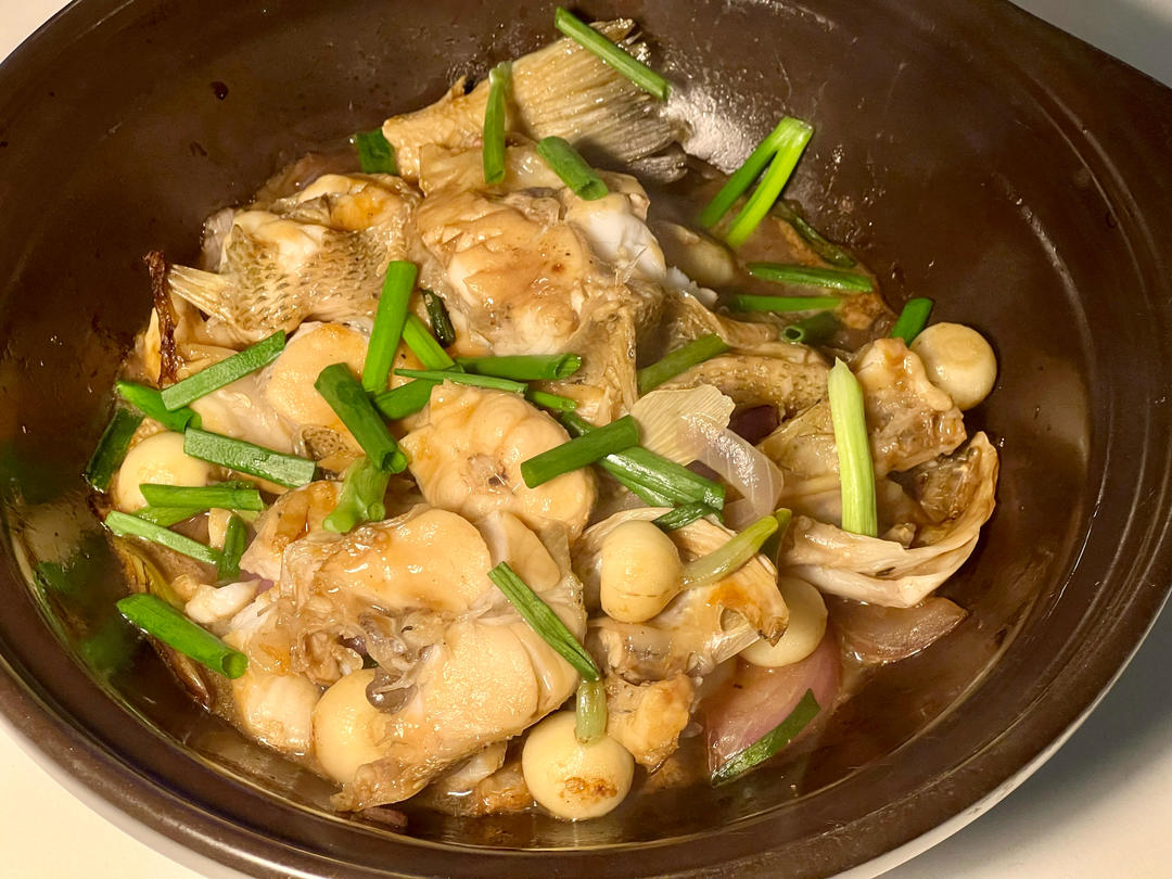 春日食鲜！快手家常菜｜砂锅焗鲈鱼