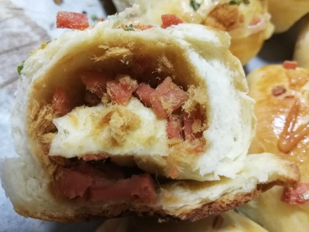 香葱火腿肉松面包