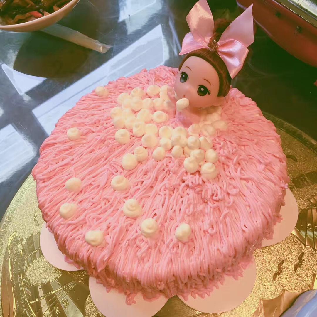 详细步骤制作泡泡浴娃娃蛋糕