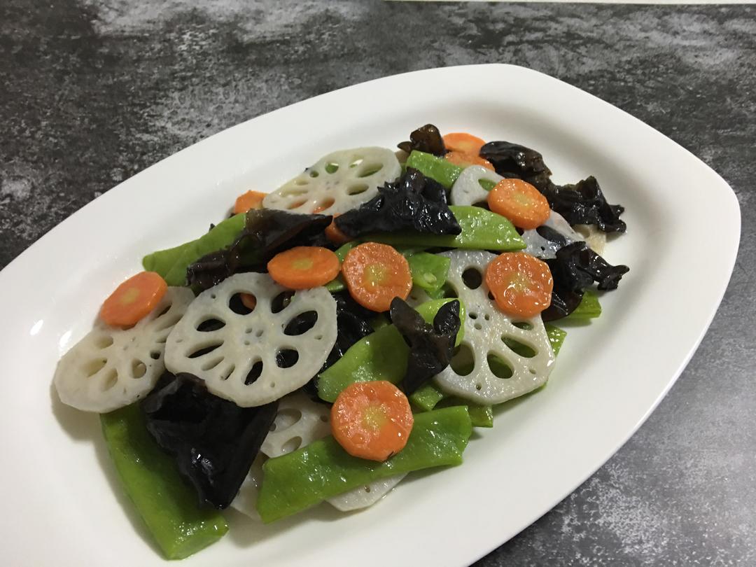 乐活教主的美食之——荷塘小炒的做法