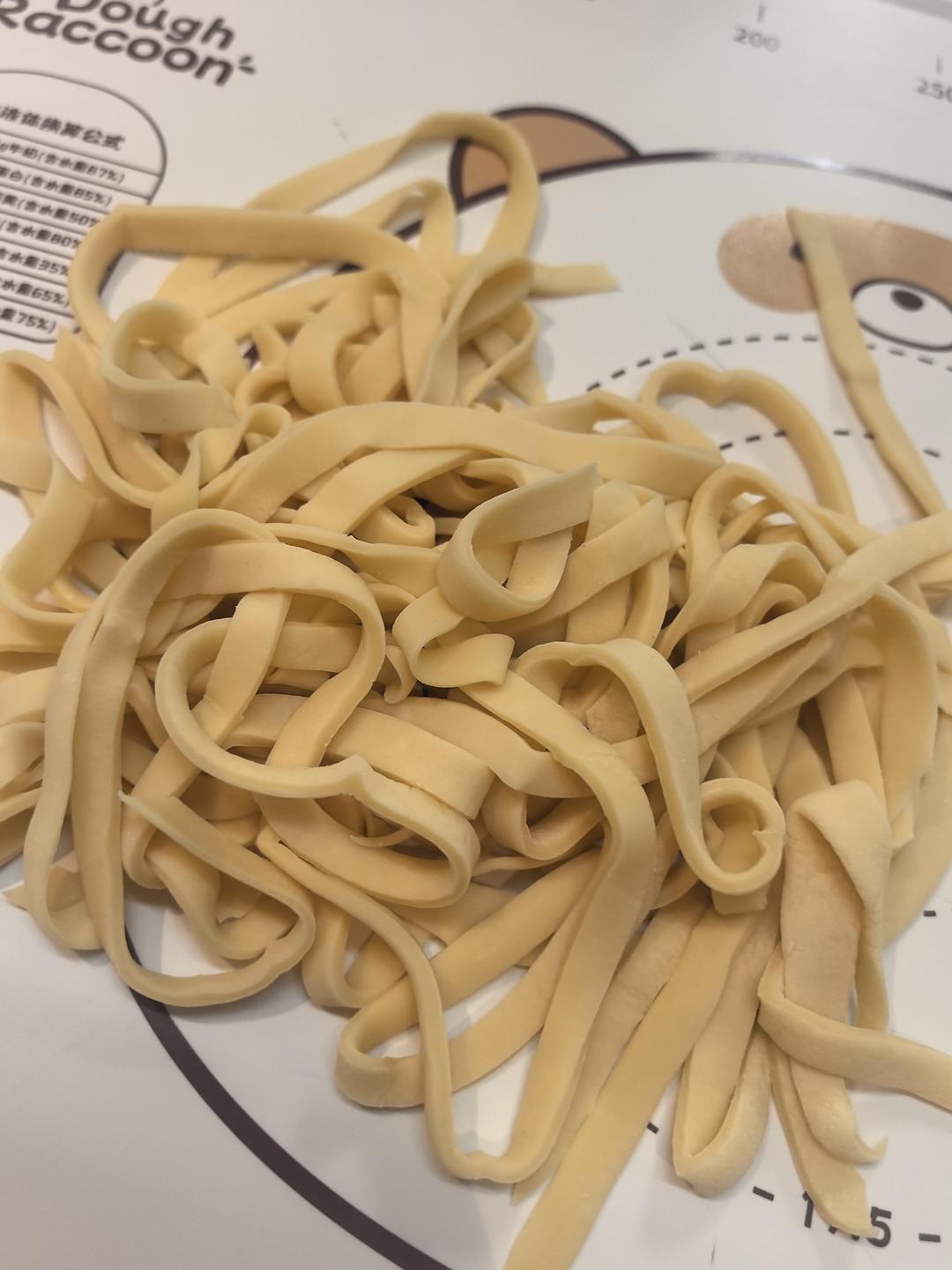鸡汤手擀面