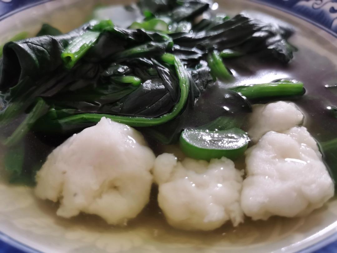 菠菜鱼丸汤