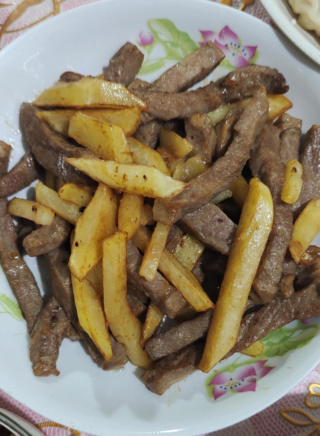 嫩滑多汁‼️一口就上瘾的㊙️牛排土豆煎锅
