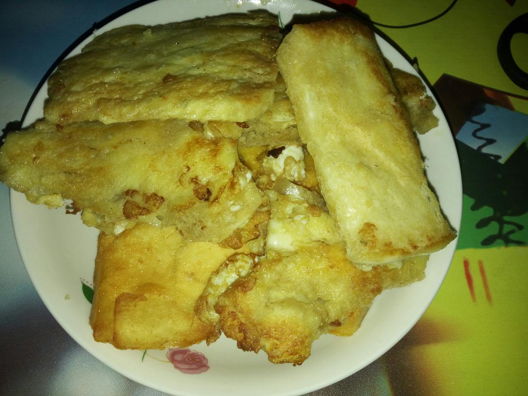 鸡蛋炸馒头的做法