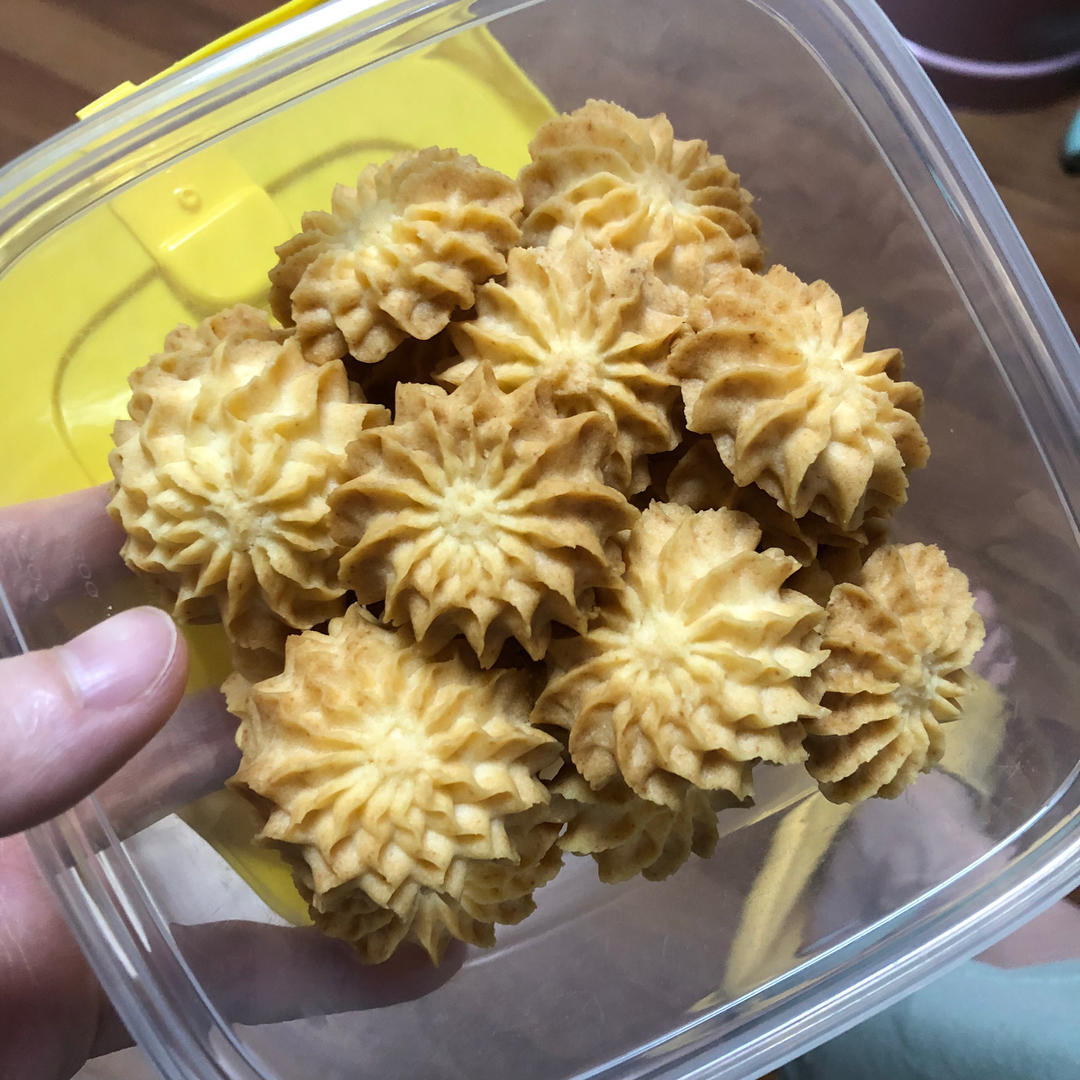 曲奇饼干，完美配方超好挤，酥到不敢碰，一个月还能酥掉渣