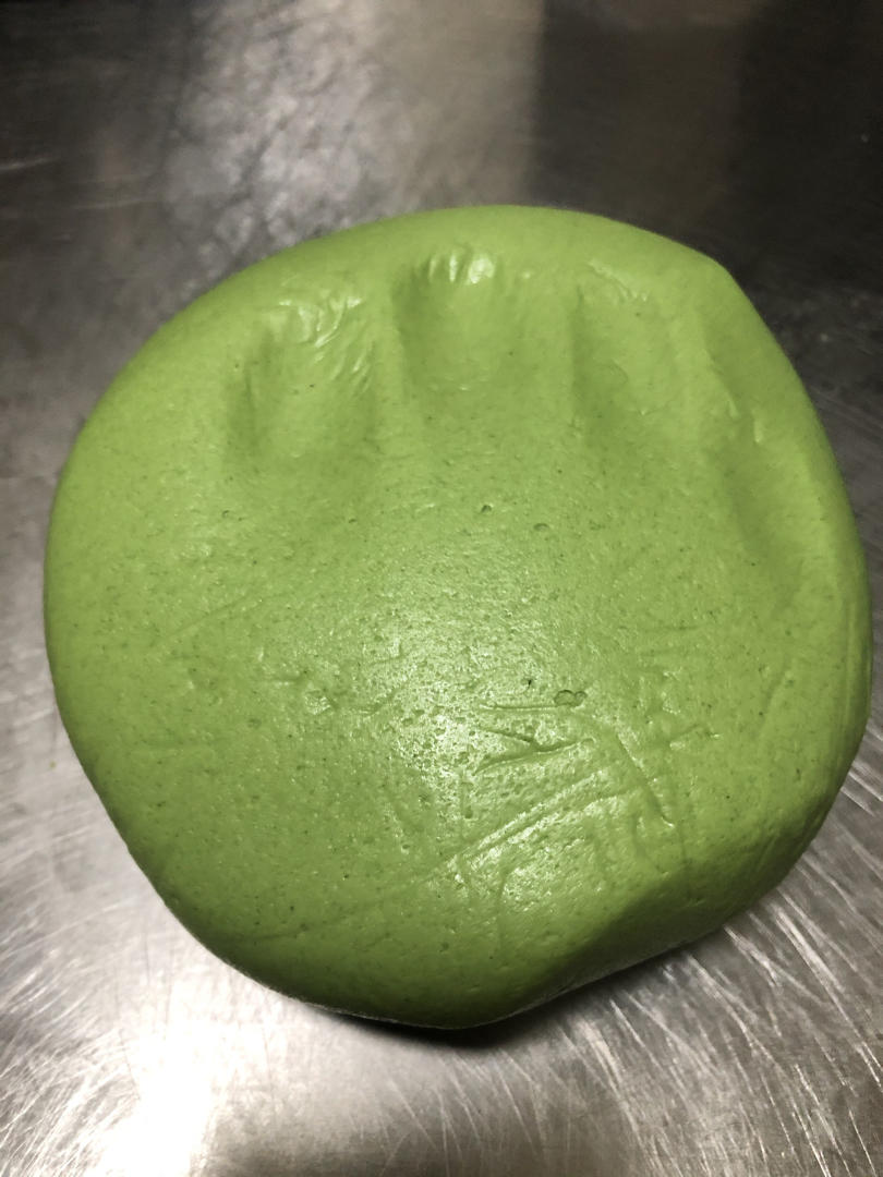 4种口味青团｜腊肉笋丁｜红糖坚果｜咸蛋黄肉松｜红豆｜春天的味道｜艾草清明粿｜非常好包不开裂不塌陷不粘手