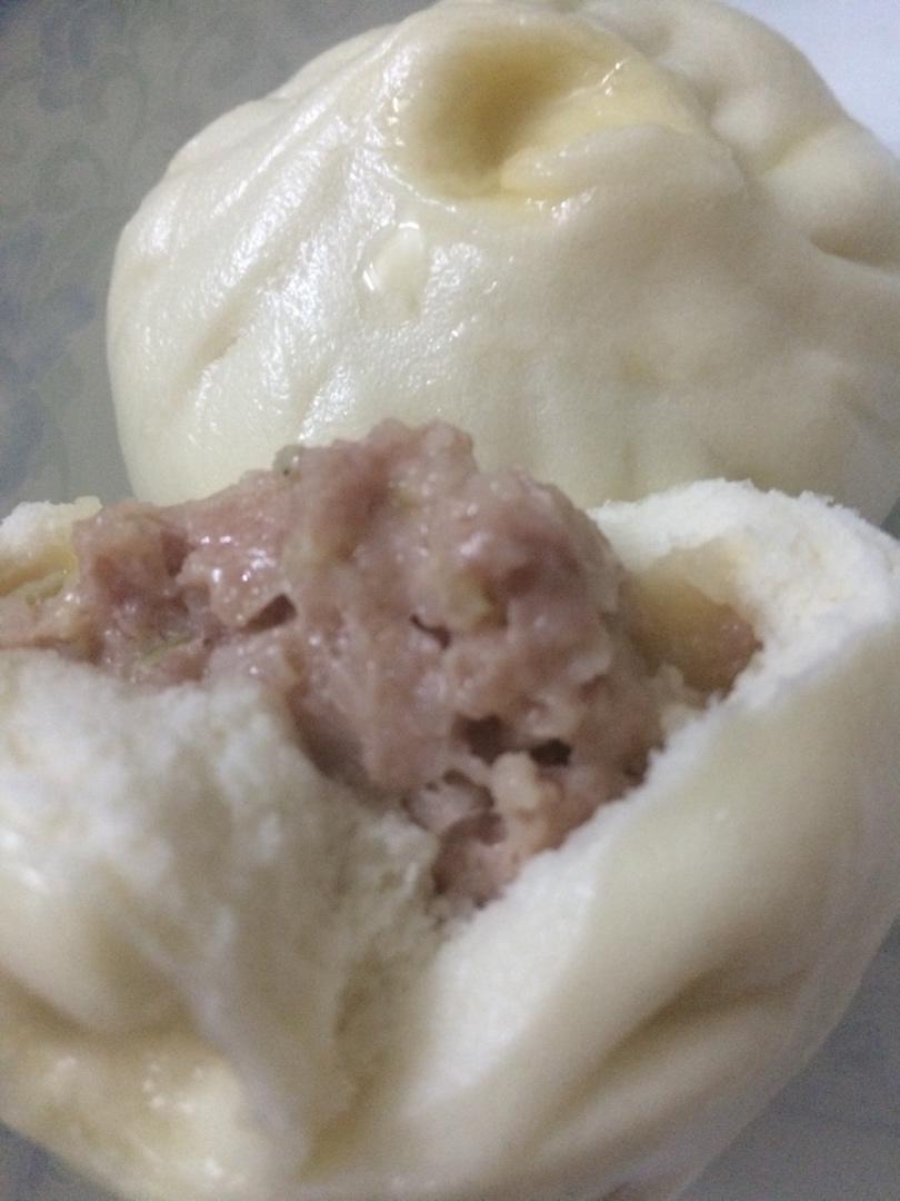 香菇鹌鹑蛋鲜肉包子