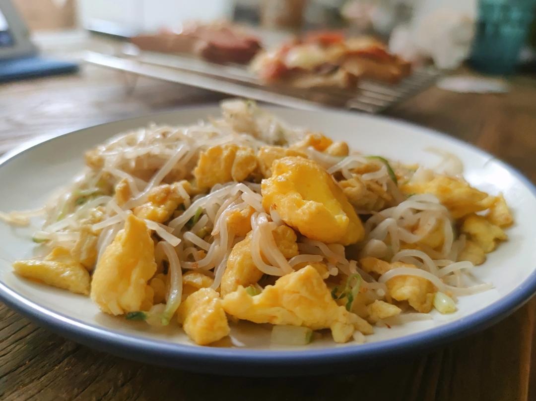 豆芽炒鸡蛋