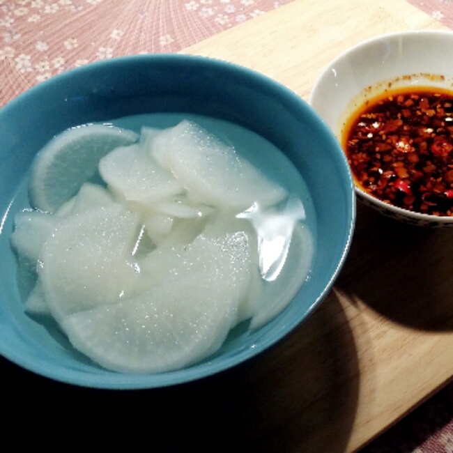 兰婶儿做的泉水煮萝卜