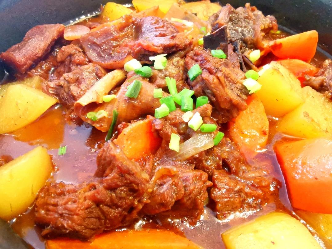 番茄土豆炖牛腩