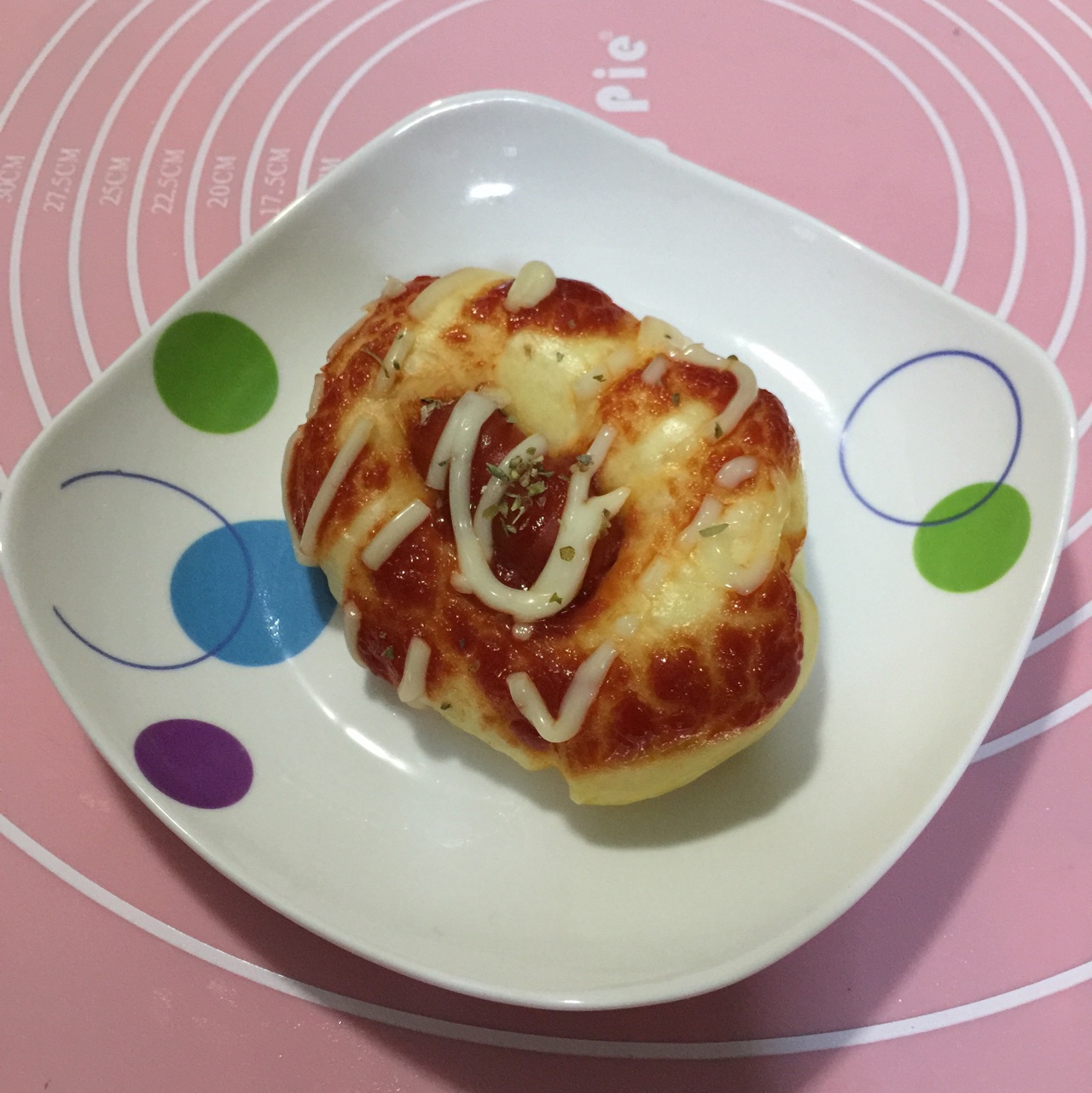 脆皮肠仔餐包