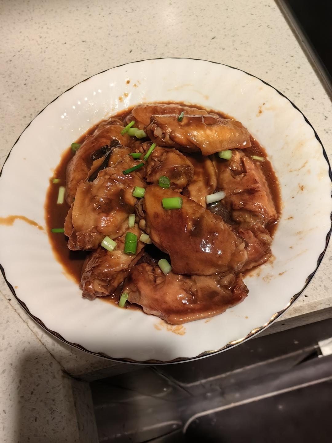 妈妈家的味道，吃了停不下来的红烧鸡翅